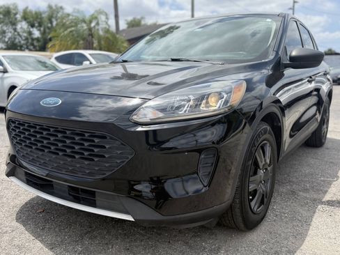 Used 2020 Ford Escape S FWD image 3