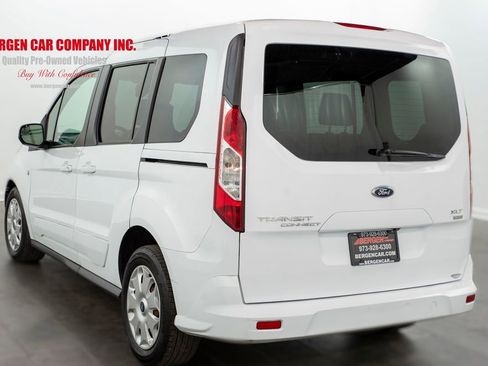 Used 2016 Ford Transit Connect XLT image 9