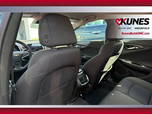 Used 2025 Chevrolet Malibu LT FWD image 31