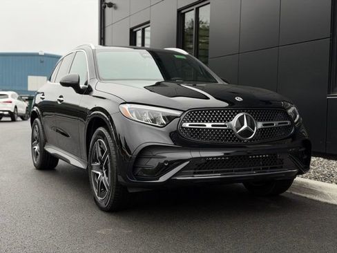 Used 2026 Mercedes-Benz GLC 300 4MATIC image 10