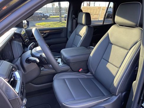 New 2026 GMC Yukon Elevation AWD/4WD image 19