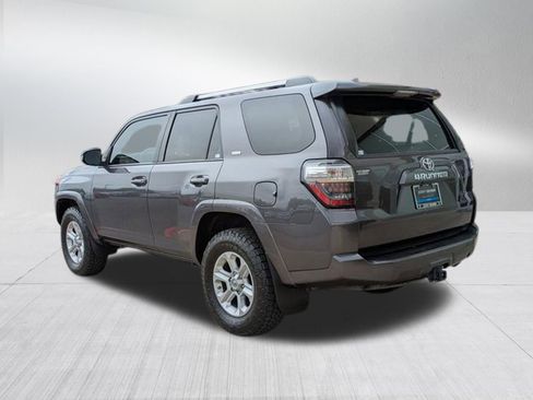 Used 2021 Toyota 4Runner SR5 Premium w/ Moonroof Package AWD/4WD image 3