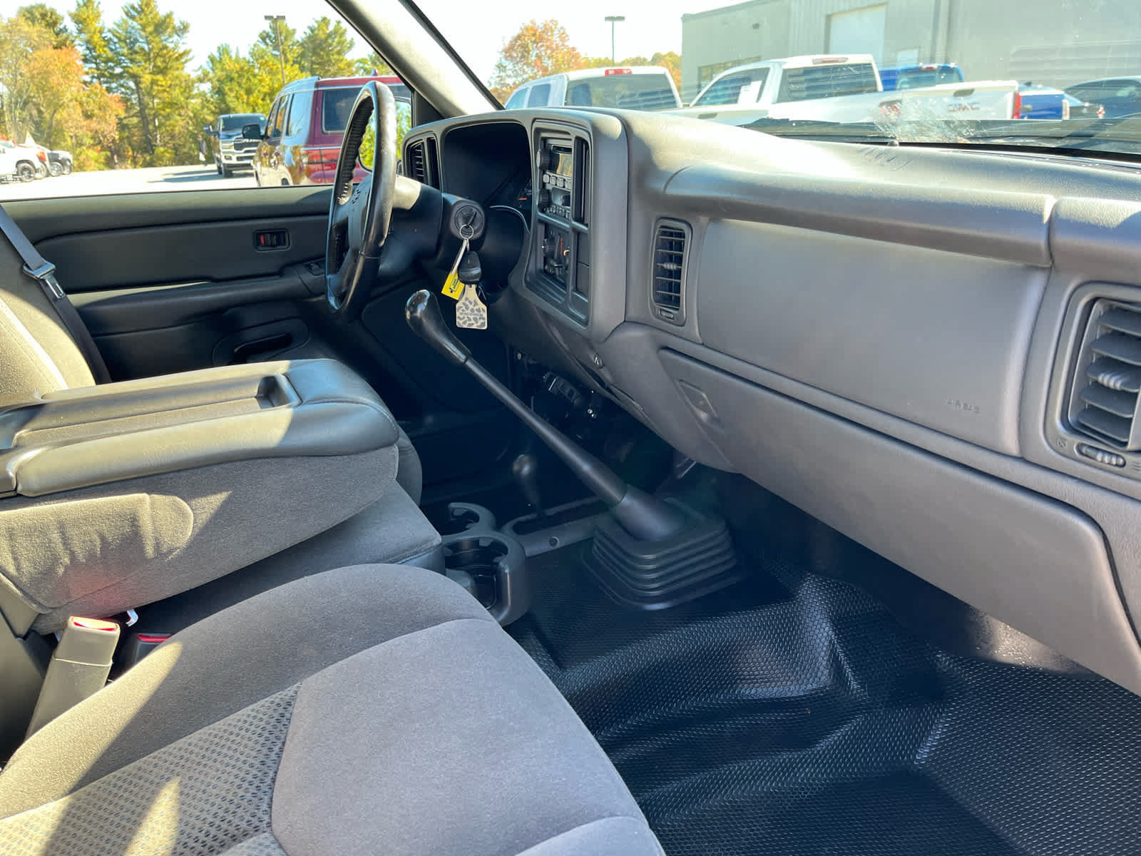 Used 2007 Chevrolet Silverado 2500 LT AWD/4WD image 27