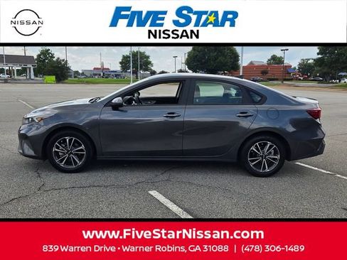 Used 2024 Kia Forte LXS FWD image 4