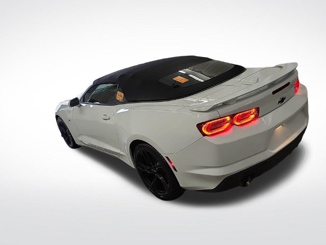 Used 2022 Chevrolet Camaro LT RWD image 10