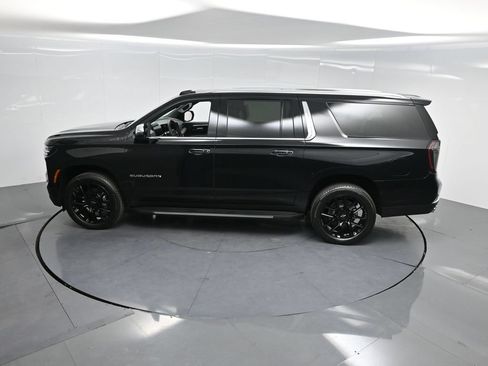 New 2026 Chevrolet Suburban Premier AWD/4WD image 78