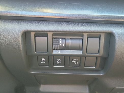 Certified 2021 Subaru Crosstrek 2.5i Sport w/ Moonroof Package image 26