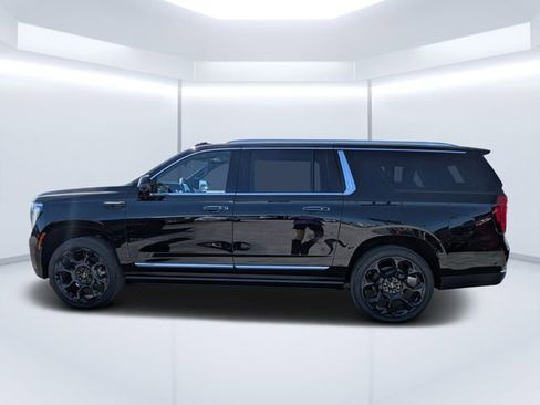 New 2026 GMC Yukon XL Denali w/ Denali Reserve Package AWD/4WD image 6