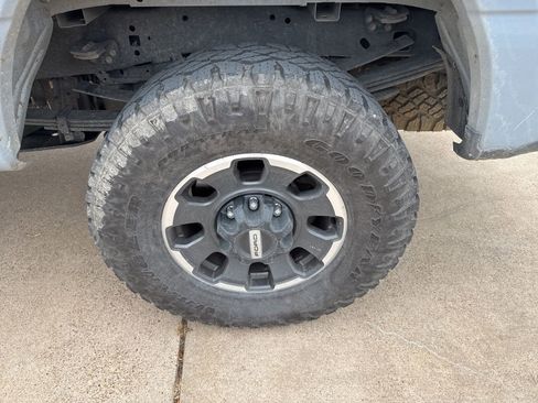 Used 2024 Ford F250 Lariat w/ Lariat Ultimate Package AWD/4WD image 9