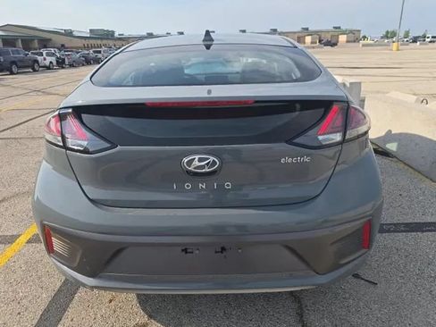 Used 2021 Hyundai Ioniq Limited FWD image 12