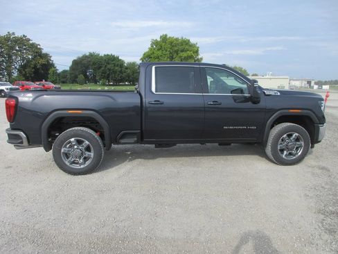 New 2026 GMC Sierra 2500 SLE w/ SLE Value Package; AWD/4WD image 3