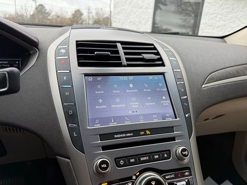 Used 2020 Lincoln MKZ Reserve w/ Elements Package image 10