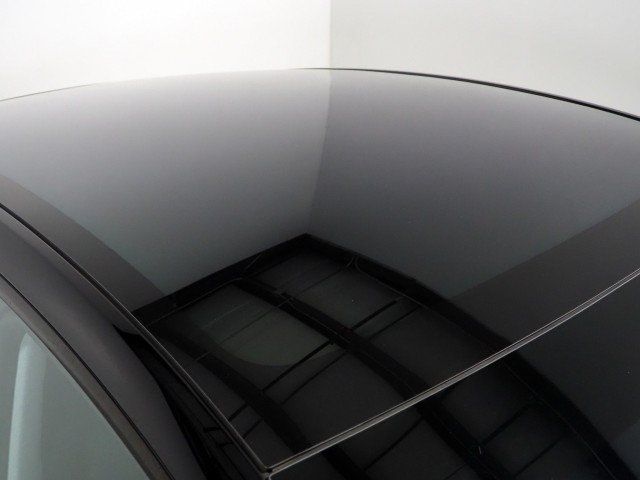 Used 2026 Tesla Model Y Long Range RWD image 5