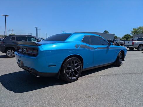 Used 2023 Dodge Challenger R/T w/ Blacktop Package RWD image 4