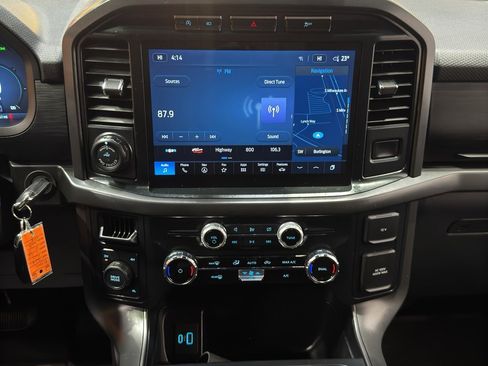 Used 2024 Ford F150 XLT w/ XLT Black Appearance Package image 29