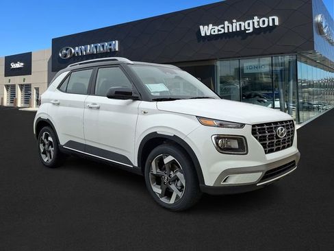 New 2026 Hyundai Venue SEL FWD image 1