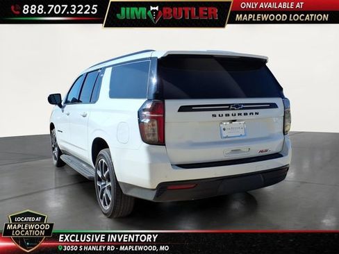Used 2024 Chevrolet Suburban RST RWD image 2