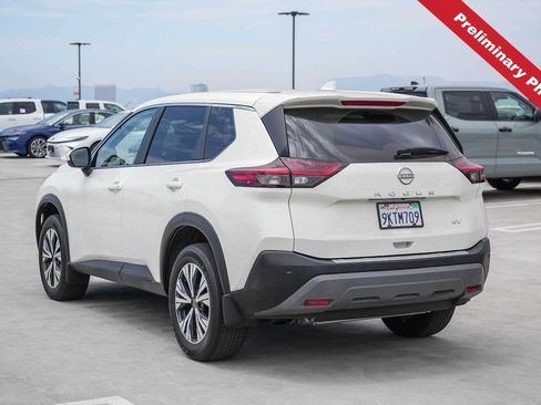 Used 2023 Nissan Rogue SV FWD image 8