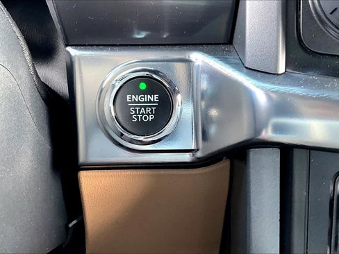 Used 2021 Ford F150 Lariat w/ Equipment Group 502A High image 35