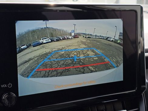 Used 2024 Toyota Corolla SE image 6