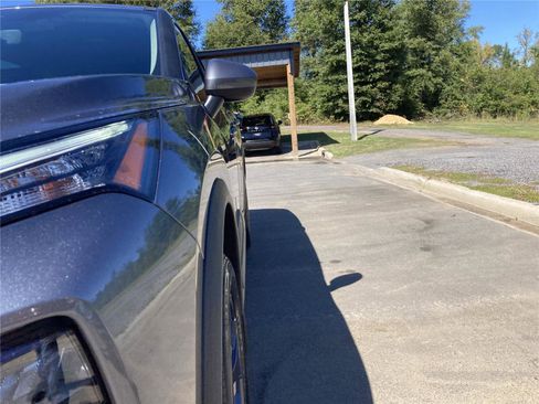 New 2026 Nissan Rogue SV image 10