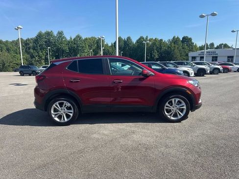 Used 2023 Buick Encore GX Preferred w/ Cold Weather Comfort Package FWD image 3