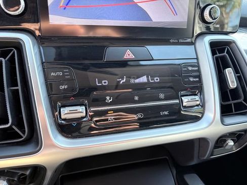 Used 2021 Kia Sorento S AWD/4WD image 20