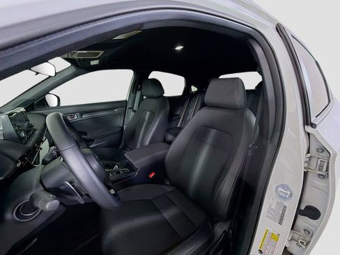 Used 2025 Honda Civic Sport image 11