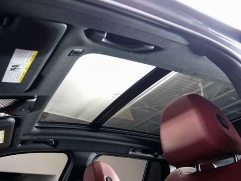 Used 2023 BMW X3 sDrive30i w/ M Sport Package RWD image 5