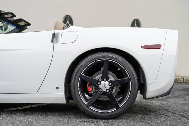 Used 2006 Chevrolet Corvette Convertible w/ Preferred Equipment Group RWD image 5