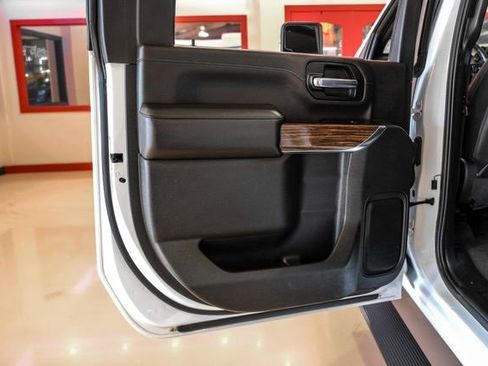 Used 2022 Chevrolet Silverado 3500 High Country w/ Technology Package image 41