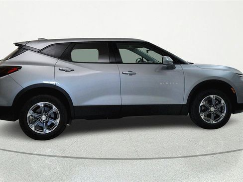 Used 2023 Chevrolet Blazer LT w/ LPO, Floor Liner Package AWD/4WD image 4