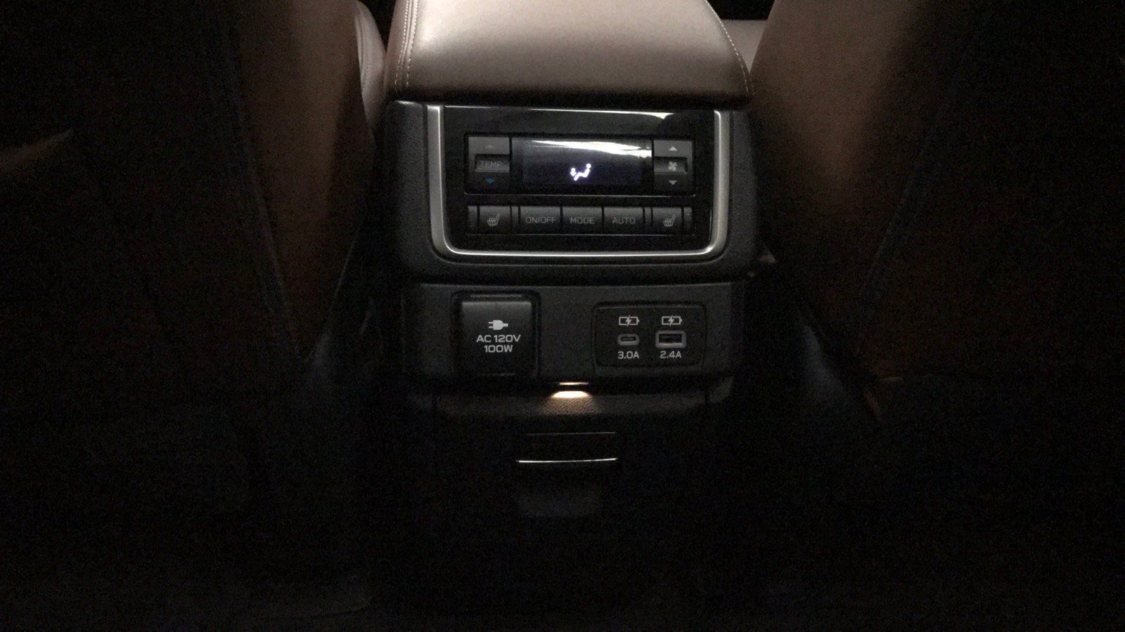 Used 2024 Subaru Ascent Touring AWD/4WD image 19