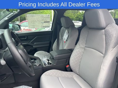 New 2026 Toyota Tacoma SR5 AWD/4WD image 3