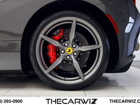 Used 2022 Ferrari F8 Tributo RWD image 22