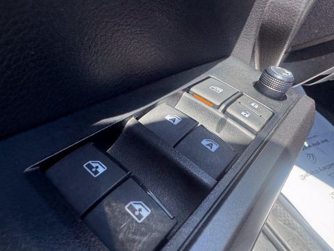 Used 2023 Toyota Tacoma TRD Sport w/ Advanced Technology Package AWD/4WD image 19
