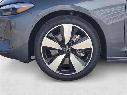 New 2025 Audi A5 2.0T Premium image 9