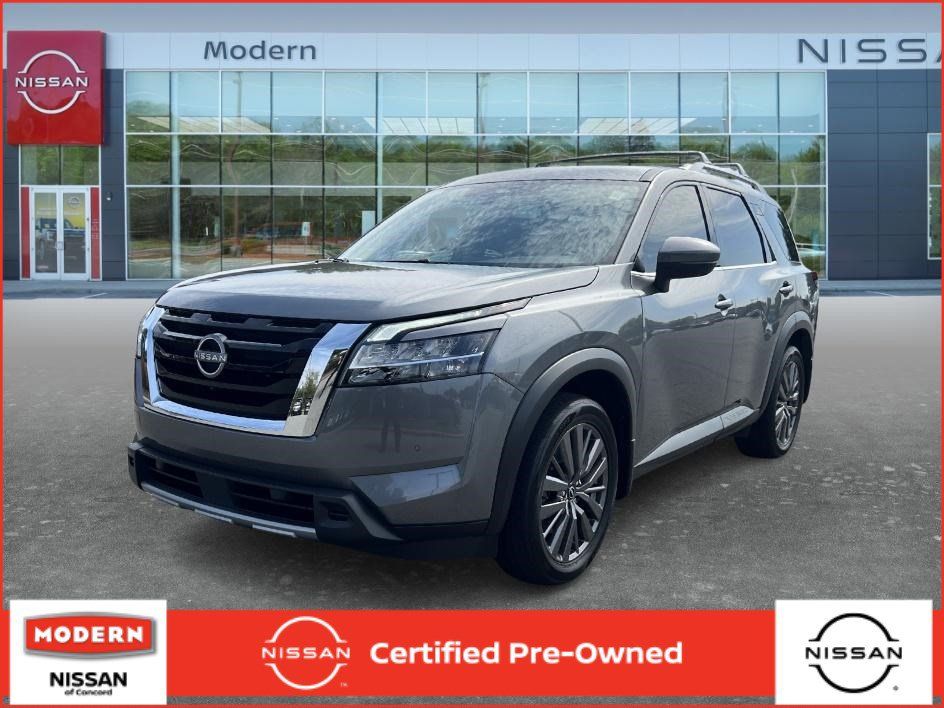 Certified 2024 Nissan Pathfinder SL w/ SL Premium Package FWD image 1