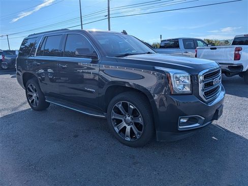 Used 2016 GMC Yukon SLT w/ Open Road Package AWD/4WD image 10