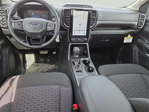 New 2026 Ford Ranger XLT w/ Black Appearance Package image 9