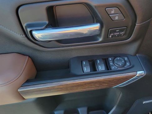 Certified 2022 Chevrolet Silverado 3500 High Country w/ Safety Package II image 23