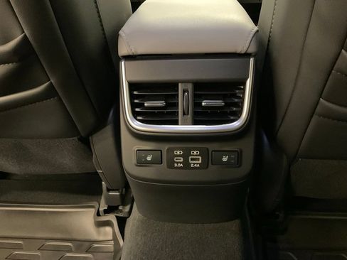 Used 2024 Subaru Outback Limited AWD/4WD image 36