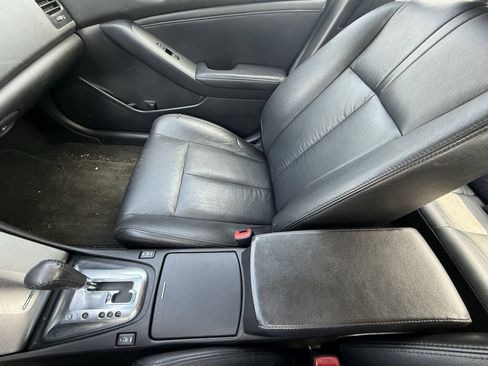 Used 2011 Nissan Altima 3.5 SR w/ 3.5SR Premium Pkg FWD image 24