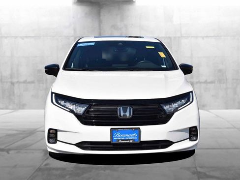 Certified 2023 Honda Odyssey Sport image 4