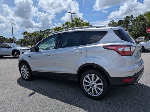 Used 2017 Ford Escape Titanium FWD image 6