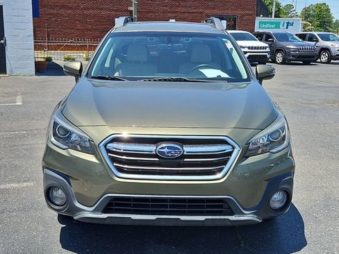 Used 2018 Subaru Outback 2.5i Premium AWD/4WD image 2