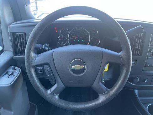 Used 2022 Chevrolet Express 3500 LS image 23