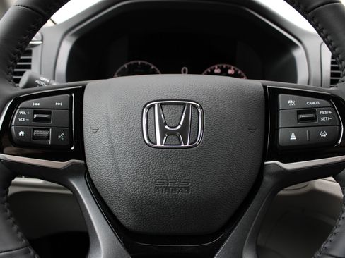 New 2026 Honda Odyssey Touring image 34