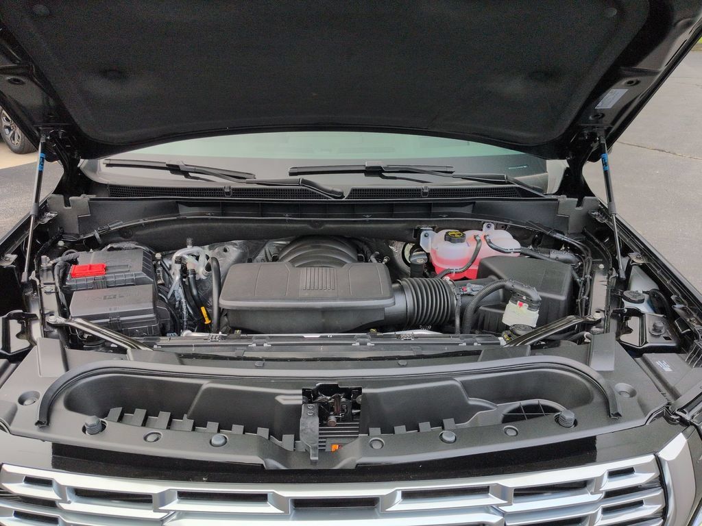 New 2026 GMC Yukon Denali w/ Advanced Technology Package AWD/4WD image 17