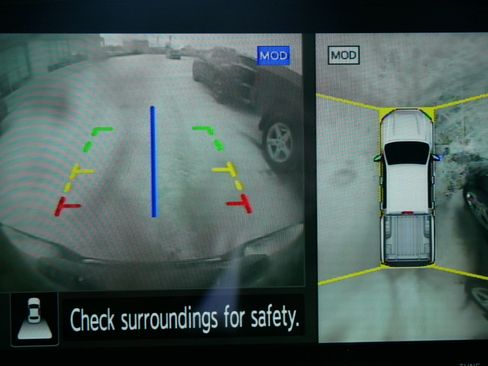 Used 2023 Nissan Frontier PRO-4X w/ Pro Convenience Package image 27